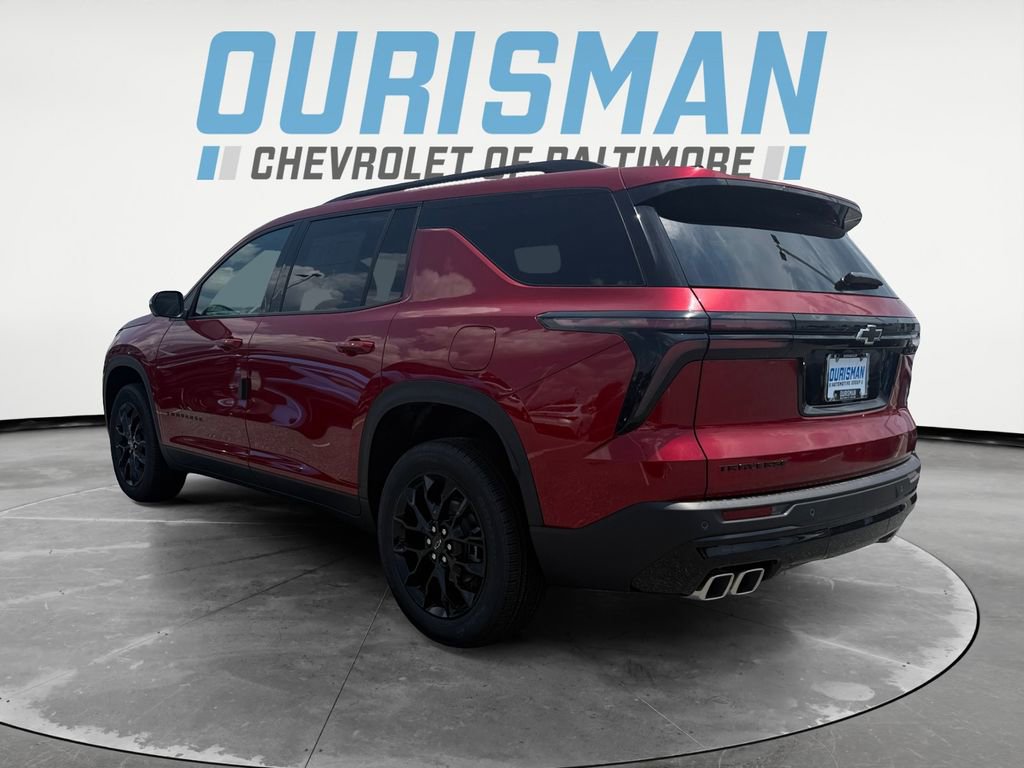 Used 2025 Chevrolet Traverse LT w/ Midnight/Sport Edition image 4