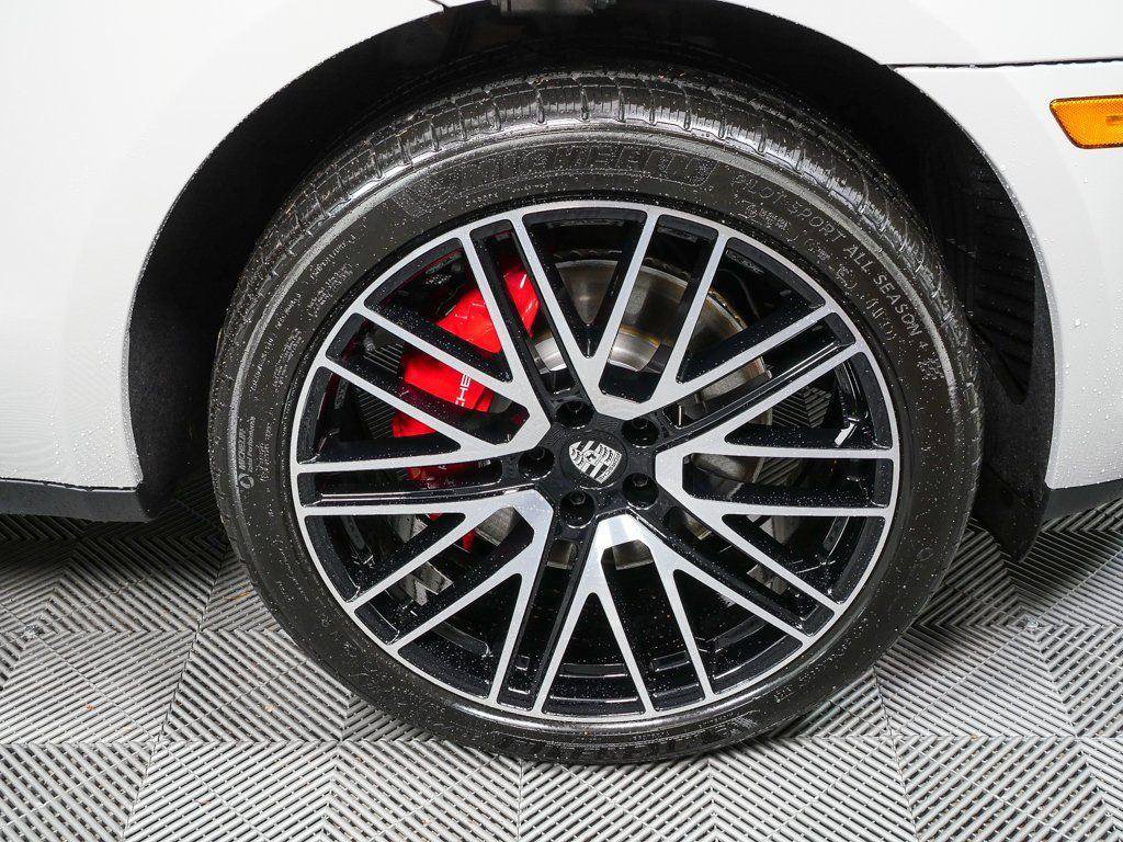 New 2026 Porsche Macan S AWD/4WD image 39