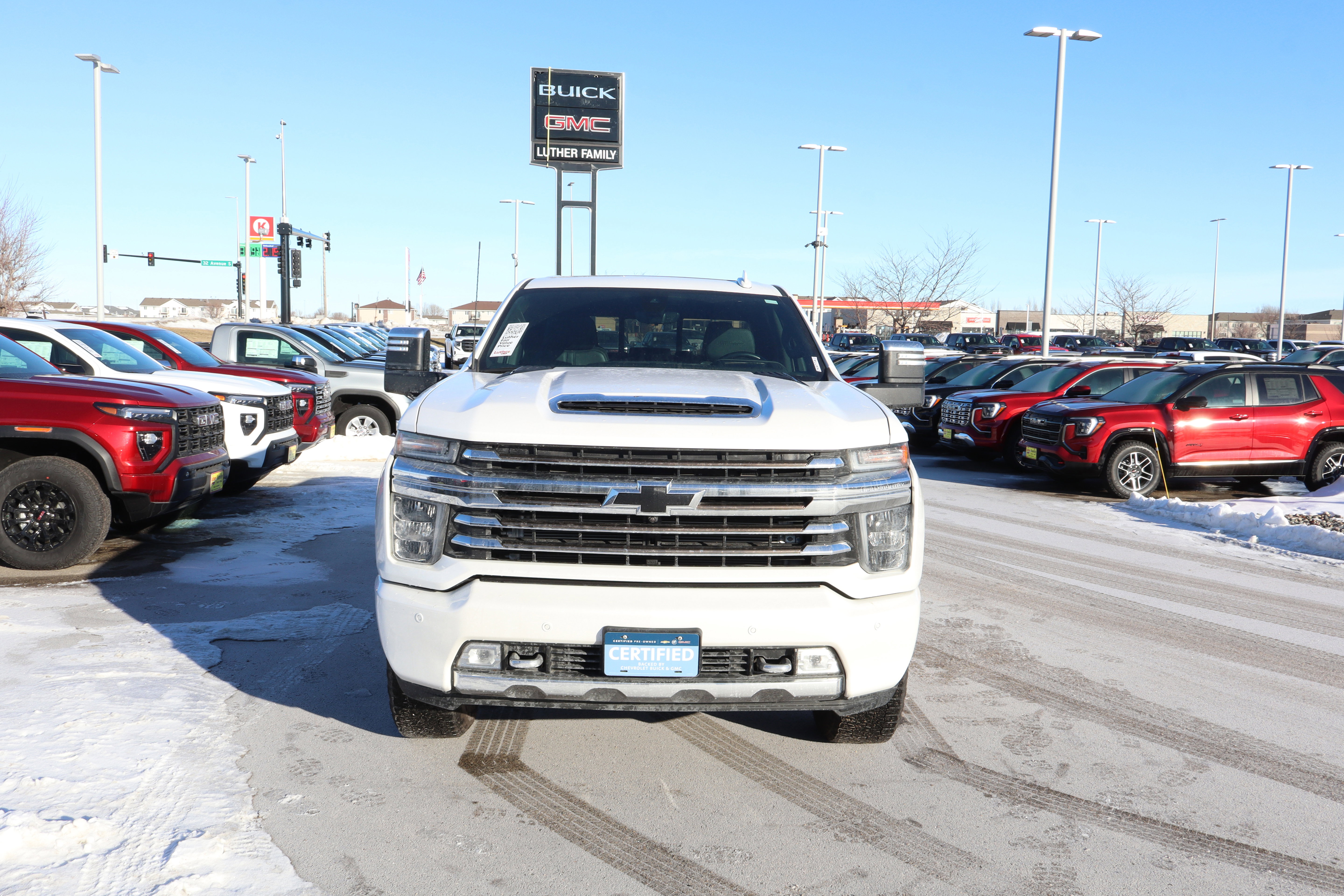 Used 2020 Chevrolet Silverado 2500 High Country image 2
