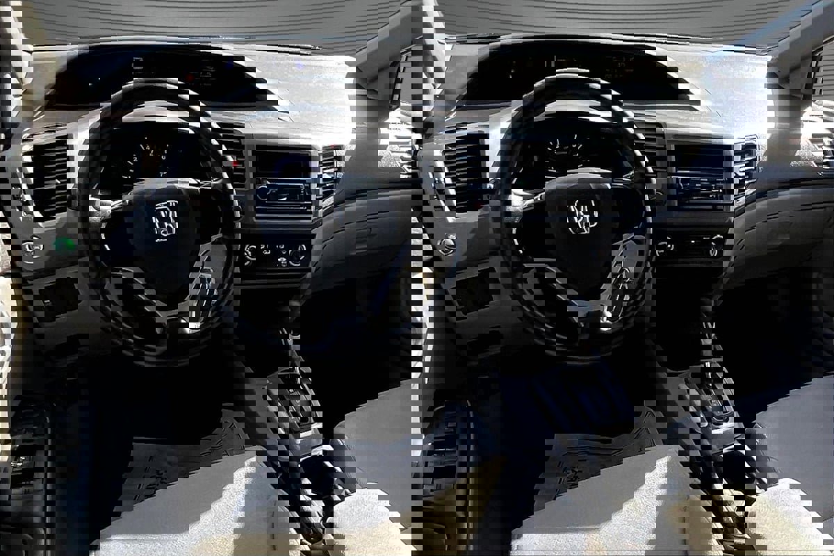 Used 2012 Honda Civic DX image 7