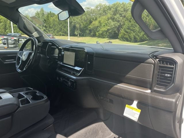 Used 2022 Chevrolet Silverado 1500 RST AWD/4WD image 29