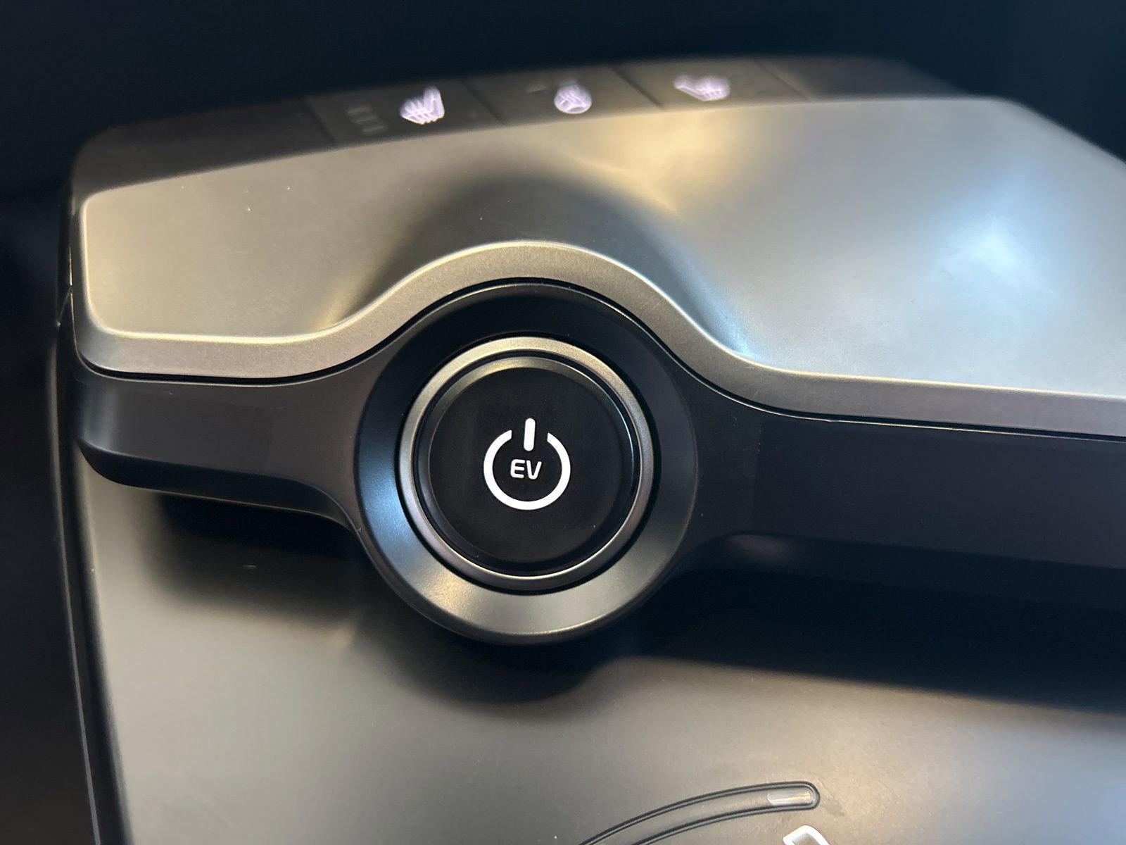 New 2025 Kia EV6 Light w/ Light LR Technology Package image 23