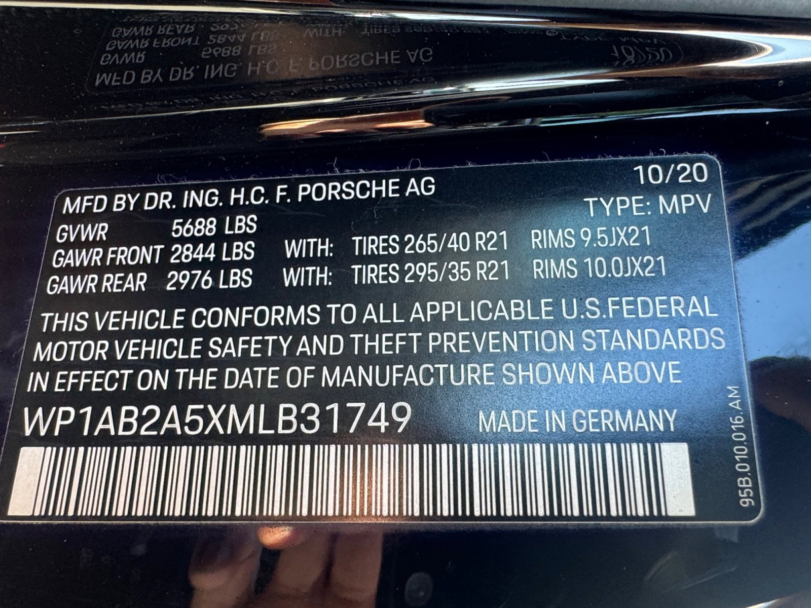 Used 2021 Porsche Macan S w/ Premium Package Plus AWD/4WD image 16
