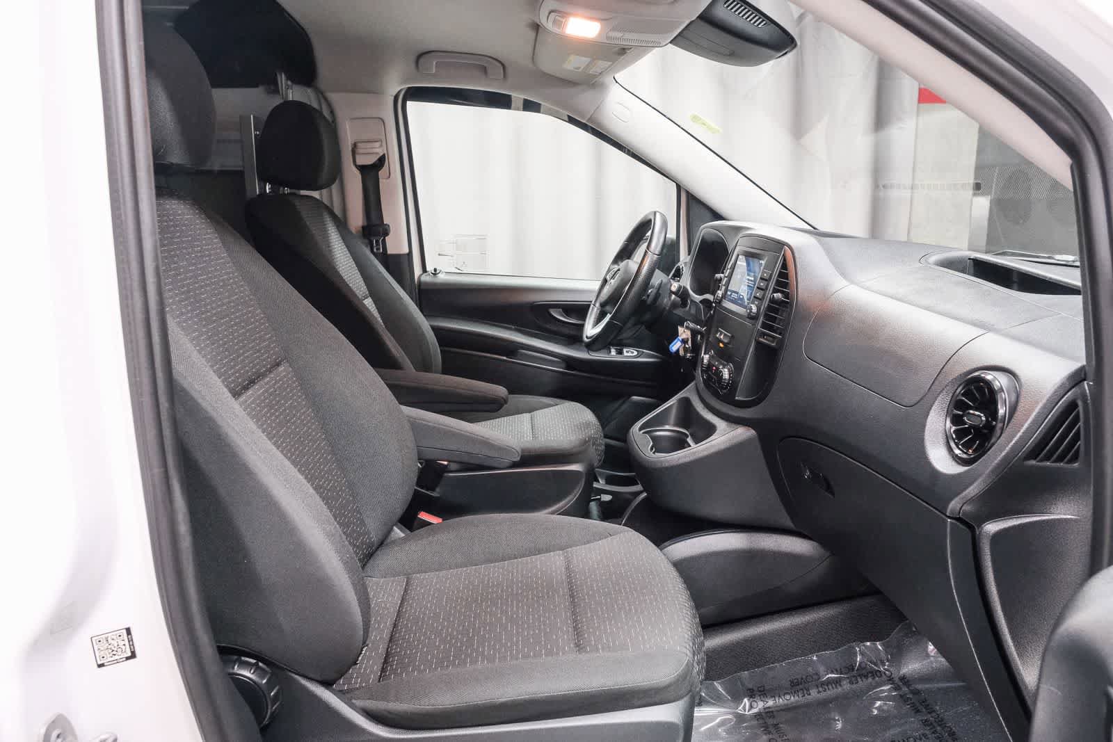 Used 2022 Mercedes-Benz Metris image 22