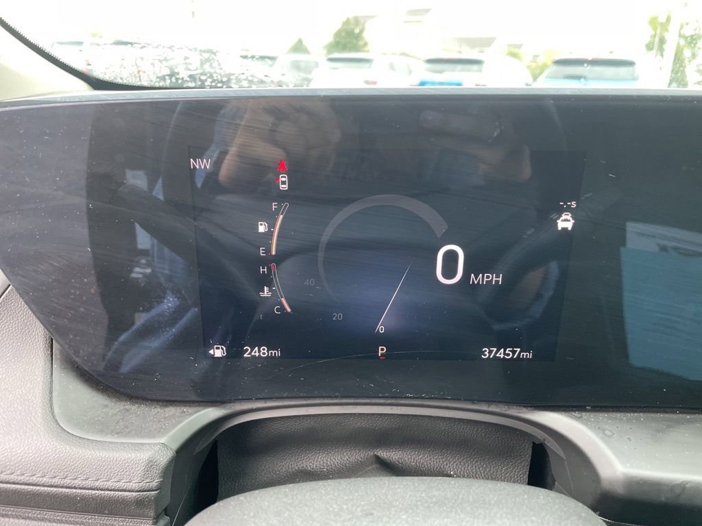 Used 2024 Buick Encore GX Sport Touring image 15