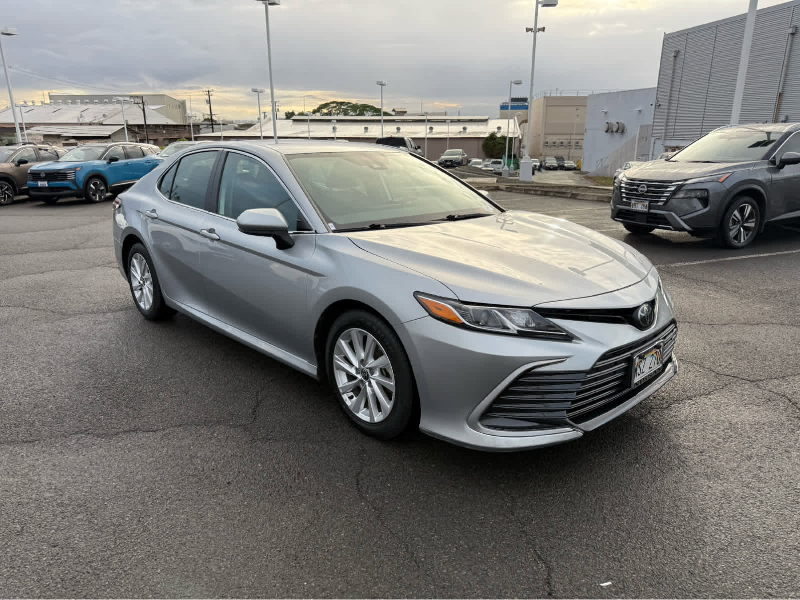 Used 2023 Toyota Camry LE image 2