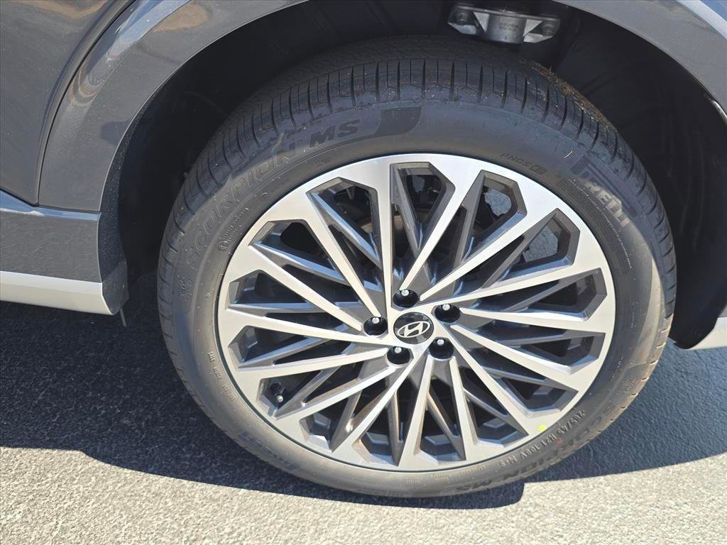 New 2026 Hyundai Palisade Calligraphy FWD image 11