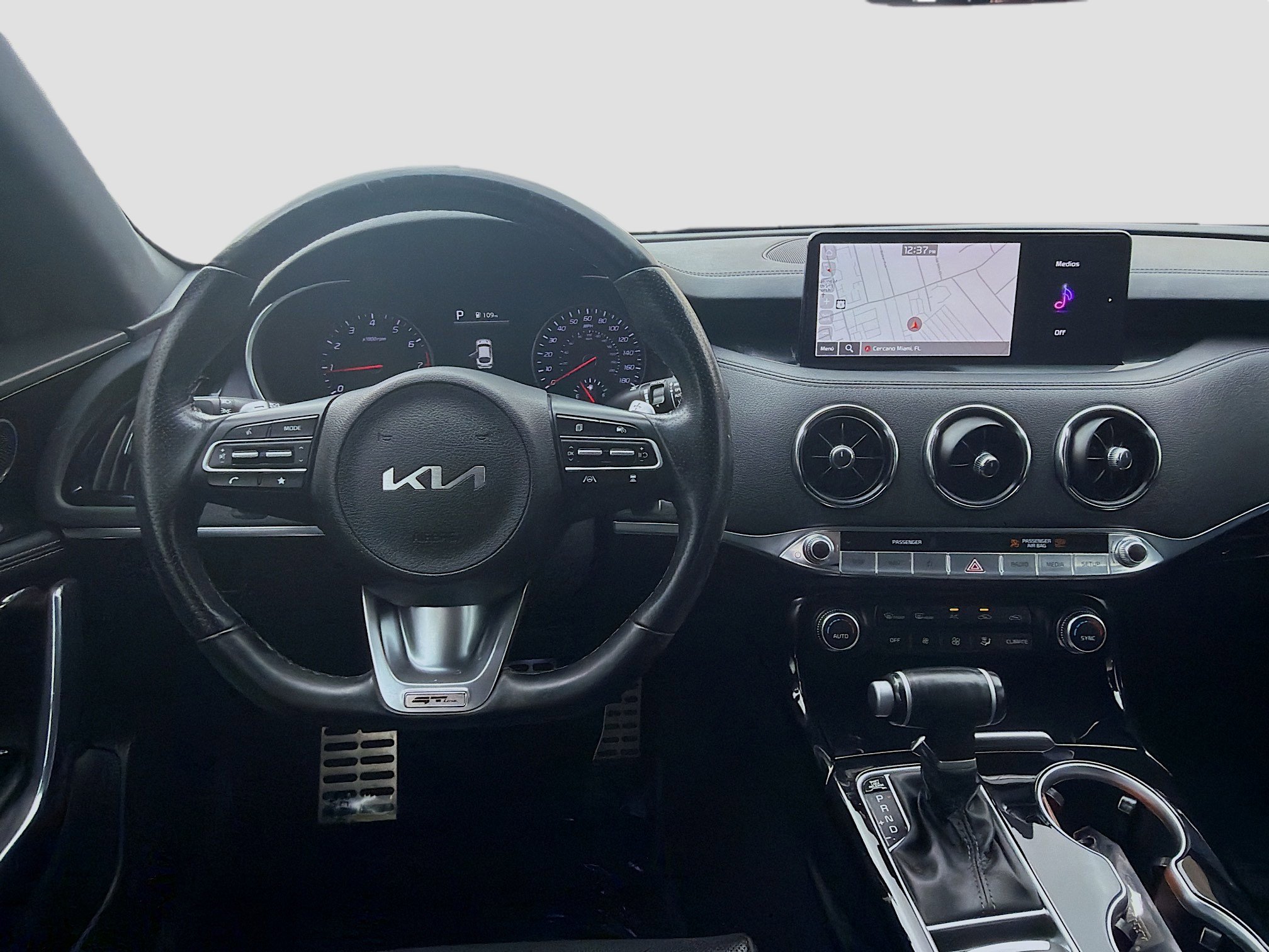 Used 2023 Kia Stinger GT-Line image 21