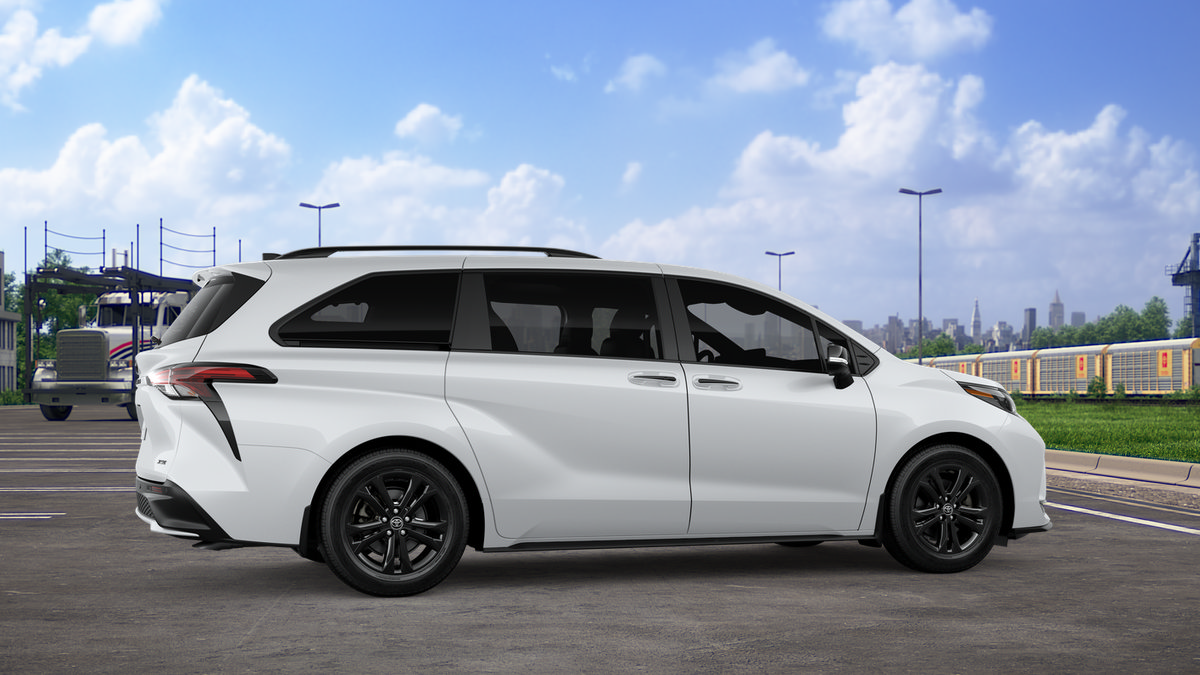 New 2026 Toyota Sienna XSE AWD/4WD image 35