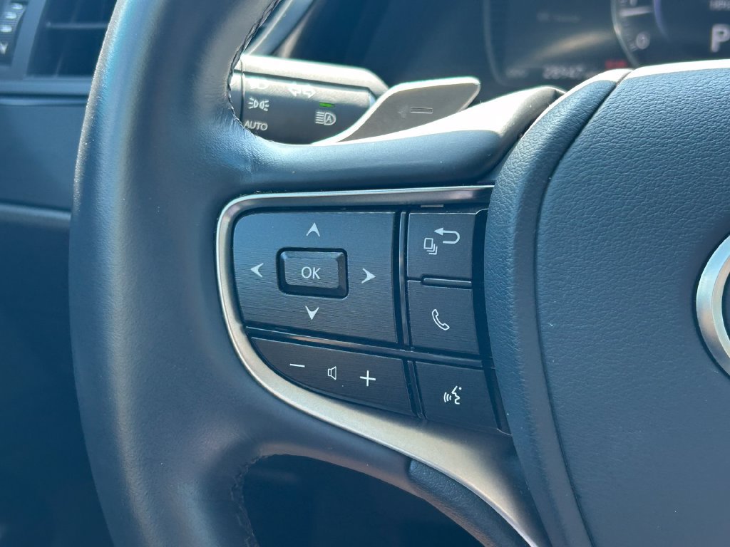 Used 2025 Lexus ES 350 w/ Premium Package FWD image 36