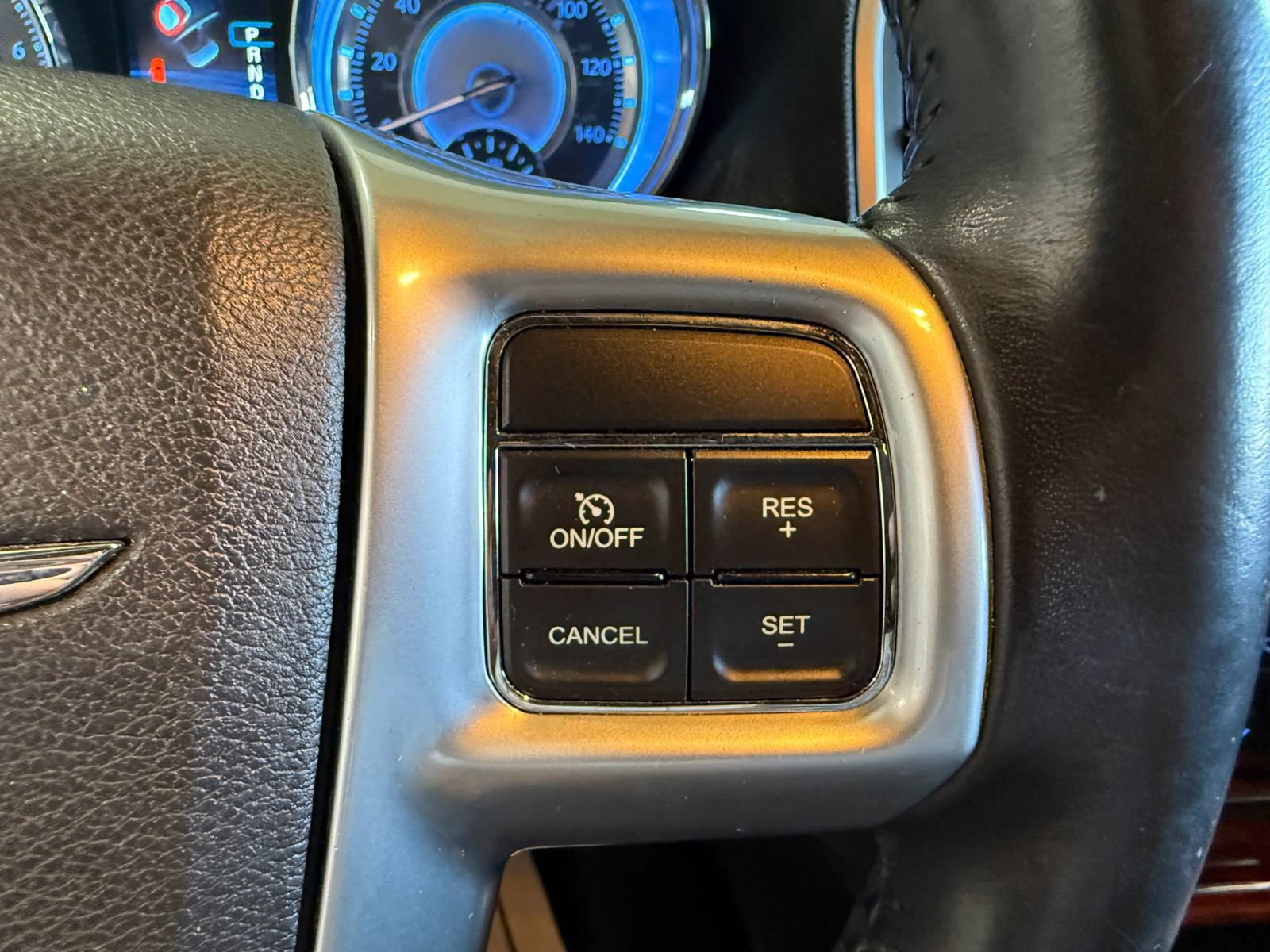 Used 2013 Chrysler 300 RWD image 20