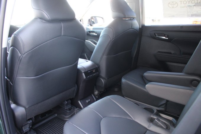 New 2026 Toyota Highlander XLE AWD/4WD image 15