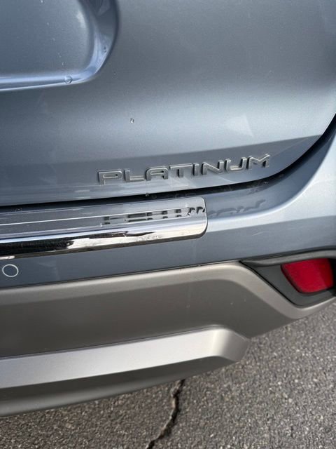 Used 2021 Toyota Highlander Platinum AWD/4WD image 9