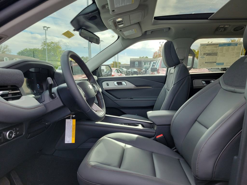 New 2026 Ford Explorer Active w/ Active Comfort Package image 16