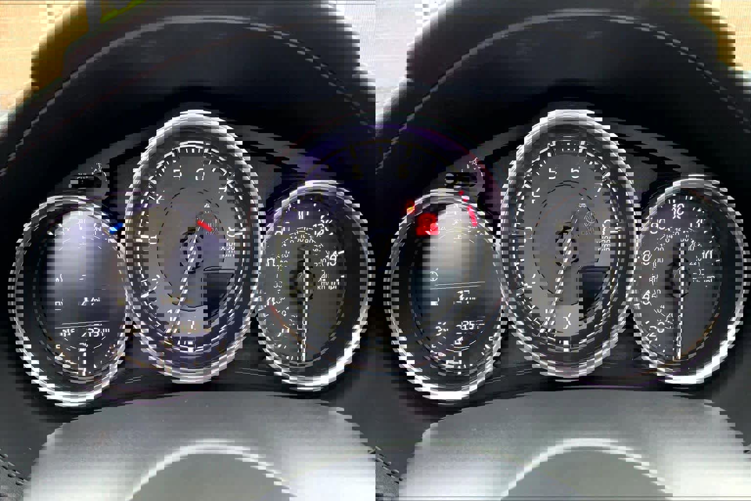 Used 2023 MAZDA MX-5 Miata Club w/ Weather Package image 26