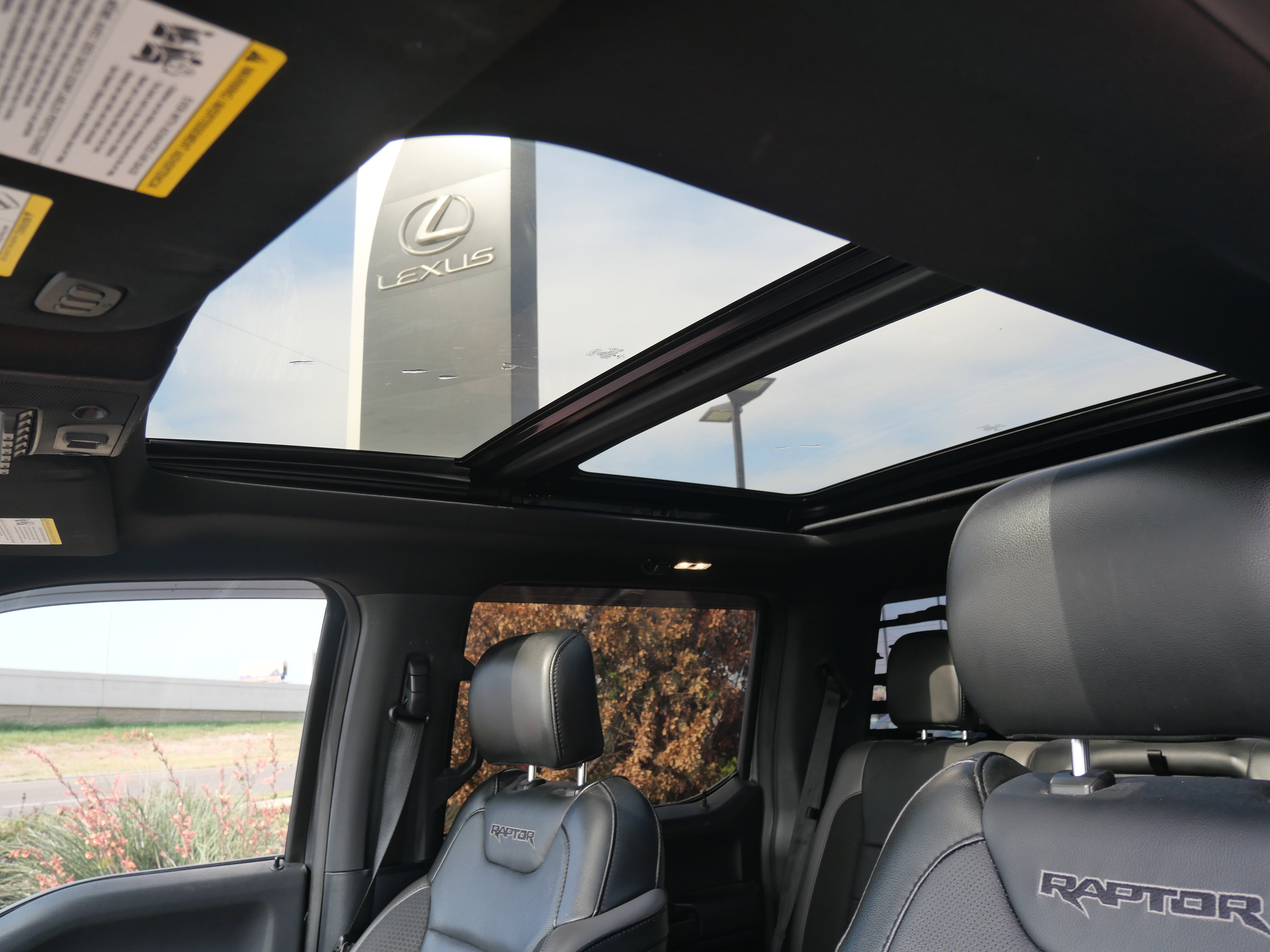 Used 2020 Ford F150 Raptor w/ Equipment Group 802A Luxury image 11