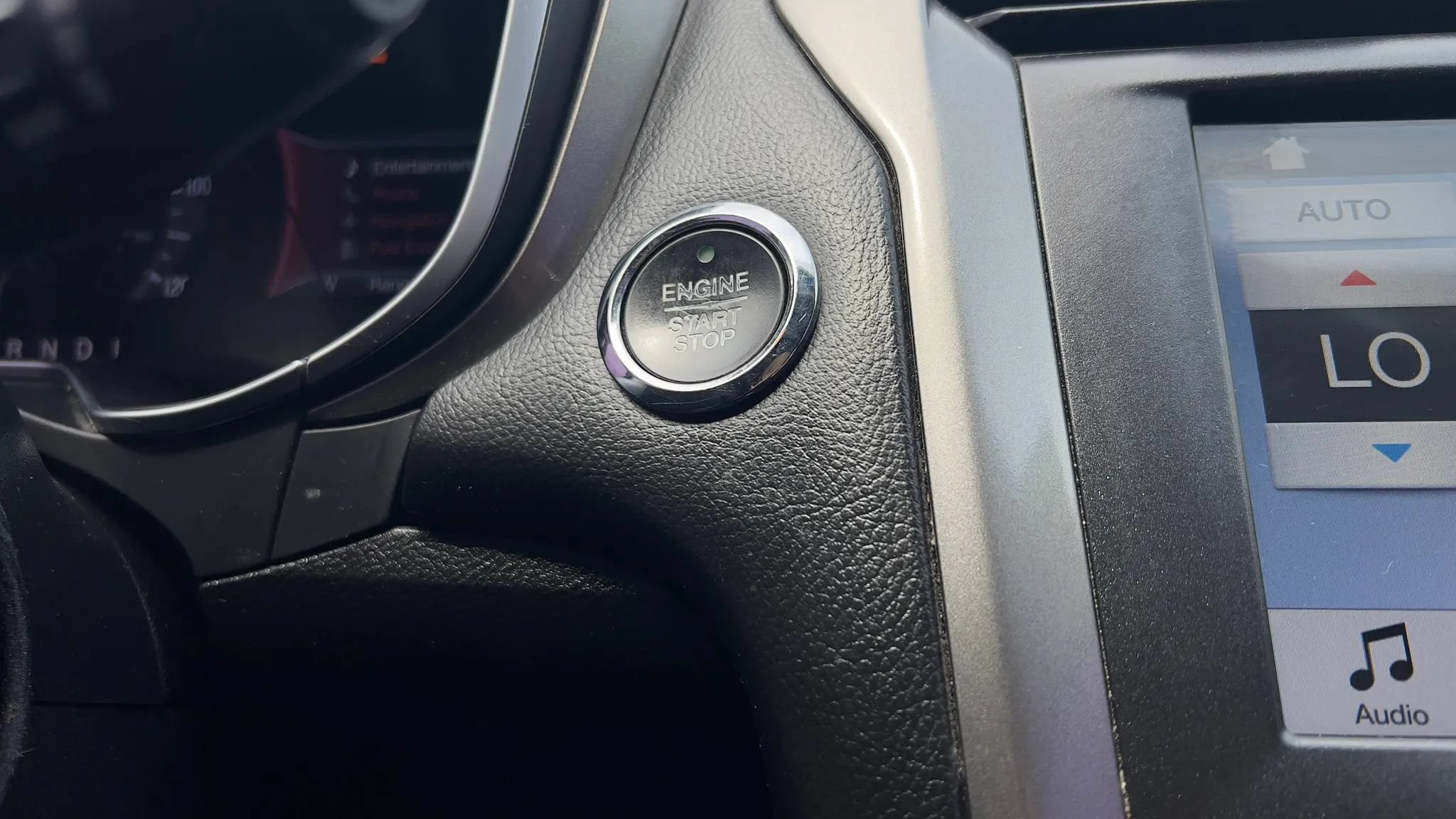 Used 2017 Ford Fusion Energi SE FWD image 28