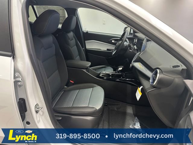 New 2026 Chevrolet Trax LT w/ Driver Confidence Package FWD image 6