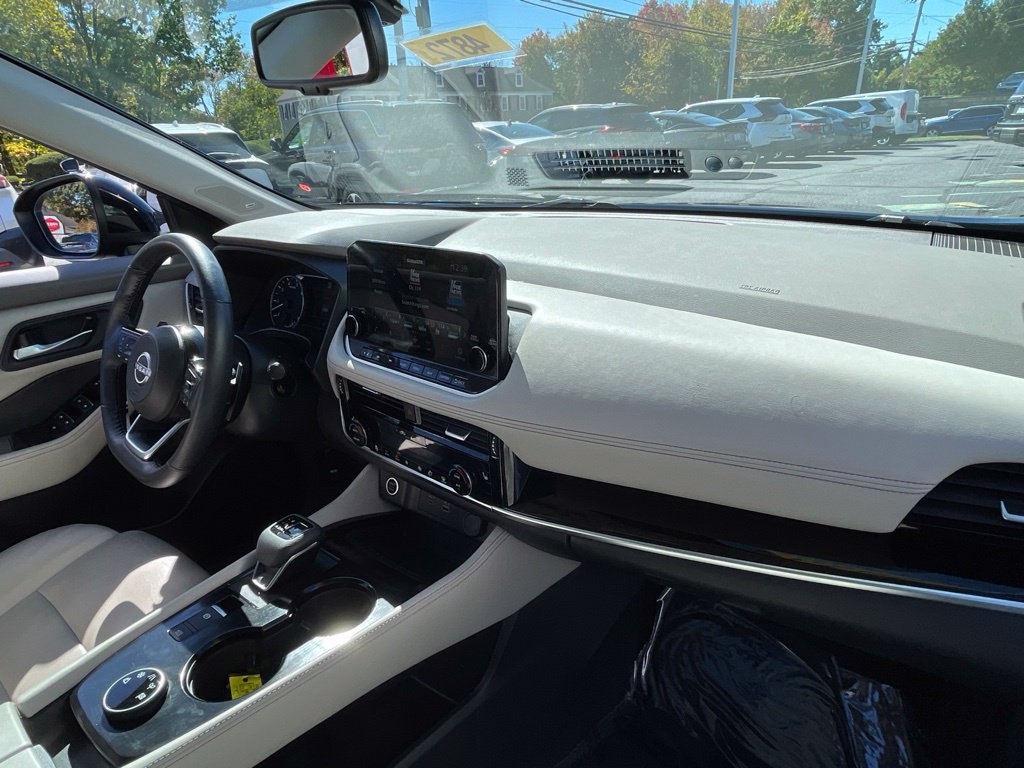 Certified 2023 Nissan Rogue SL w/ SL Premium Package AWD/4WD image 13