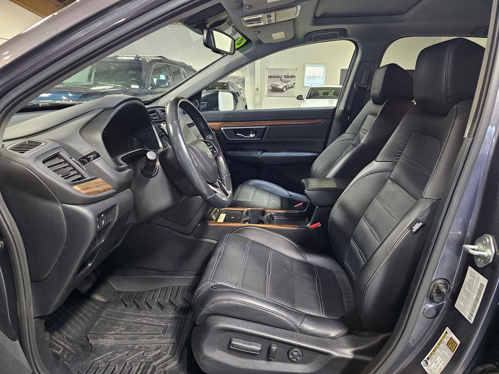 Used 2022 Honda CR-V Touring image 23