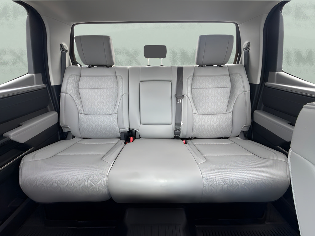 Used 2024 Toyota Tundra Limited AWD/4WD image 10