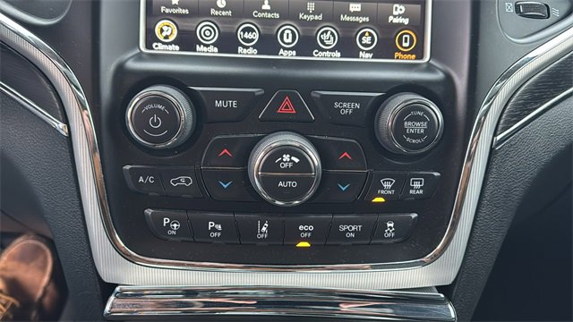 Used 2018 Jeep Grand Cherokee Summit image 19