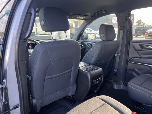 Used 2025 Chevrolet Traverse LT image 21