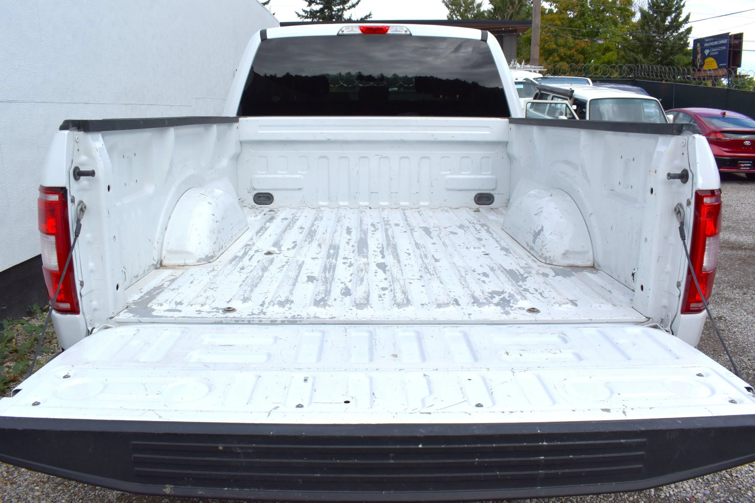 Used 2018 Ford F150 XL w/ Equipment Group 101A Mid AWD/4WD image 10