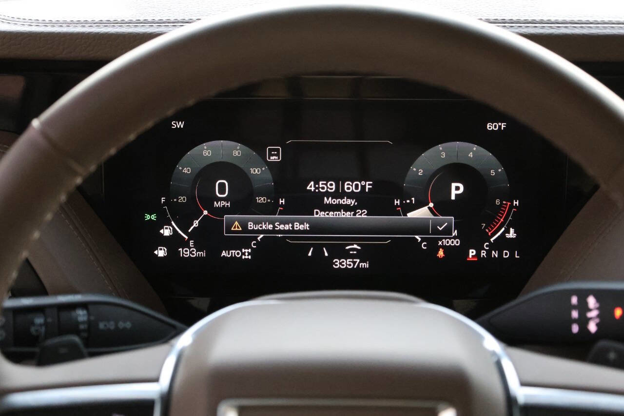 Used 2025 GMC Yukon XL Denali w/ Sun & Power Step Package image 20