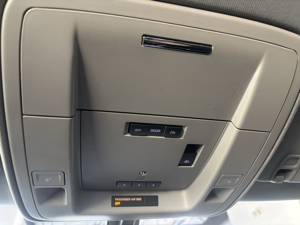 Used 2018 Chevrolet Silverado 1500 LTZ image 26