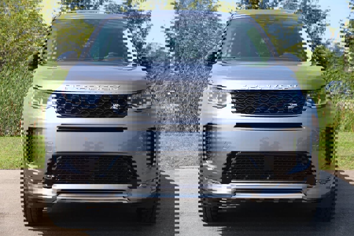 Used 2024 Land Rover Discovery Sport S image 70