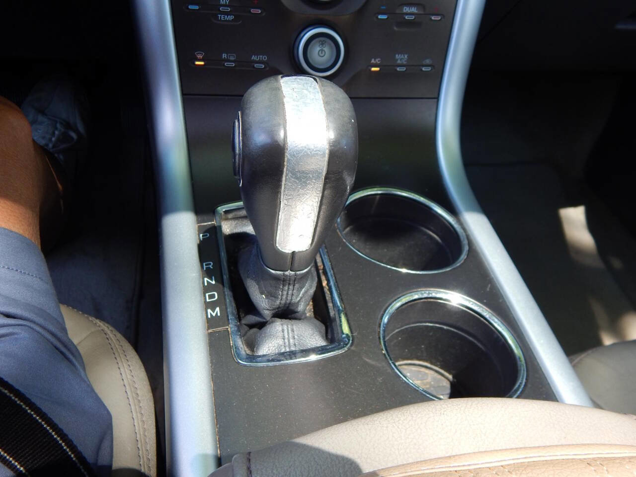 Used 2011 Ford Edge SEL w/ 202A Rapid Spec Order Code AWD/4WD image 23