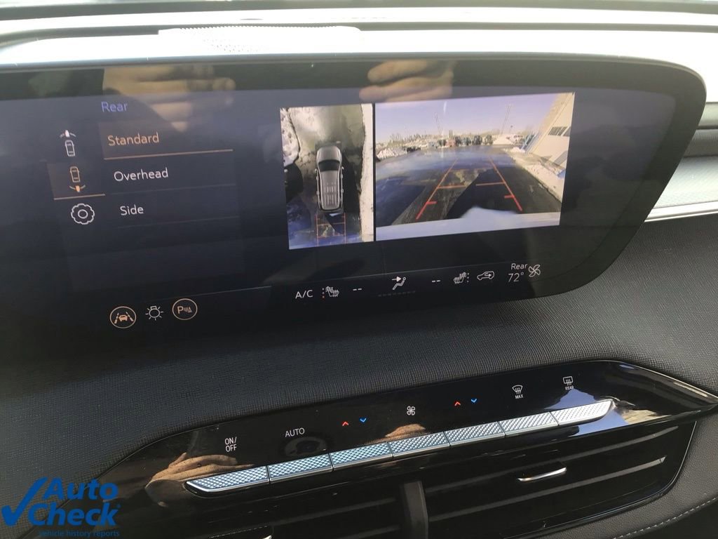 Used 2025 Buick Enclave Sport Touring image 28