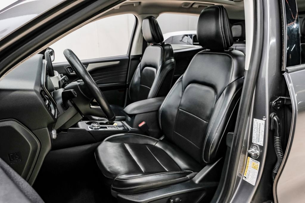 Used 2021 Ford Escape SEL image 40