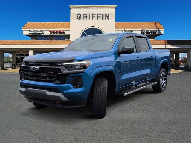 Used 2023 Chevrolet Colorado Z71 w/ Z71 Convenience Package 2 AWD/4WD image 11