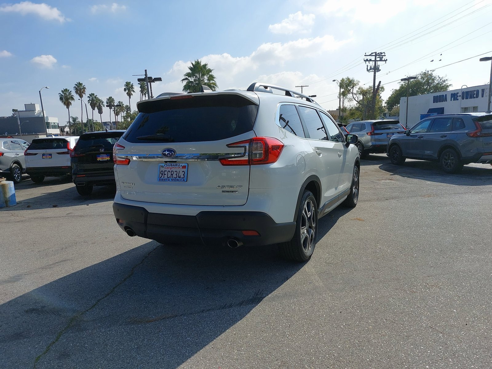 Used 2023 Subaru Ascent Limited w/ Technology Package image 7