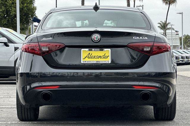 Used 2023 Alfa Romeo Giulia Sprint RWD image 5