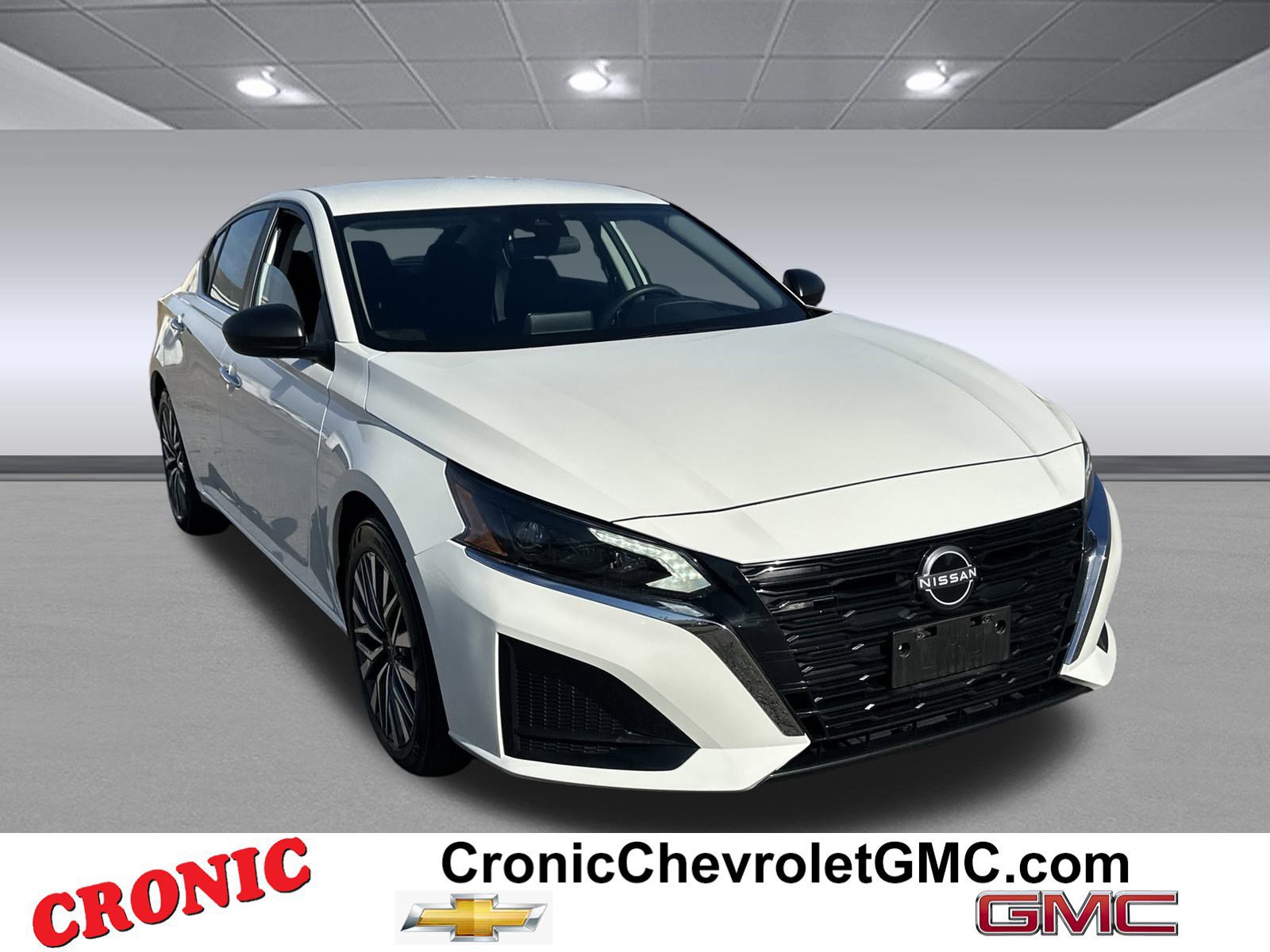 Used 2025 Nissan Altima 2.5 SV image 1