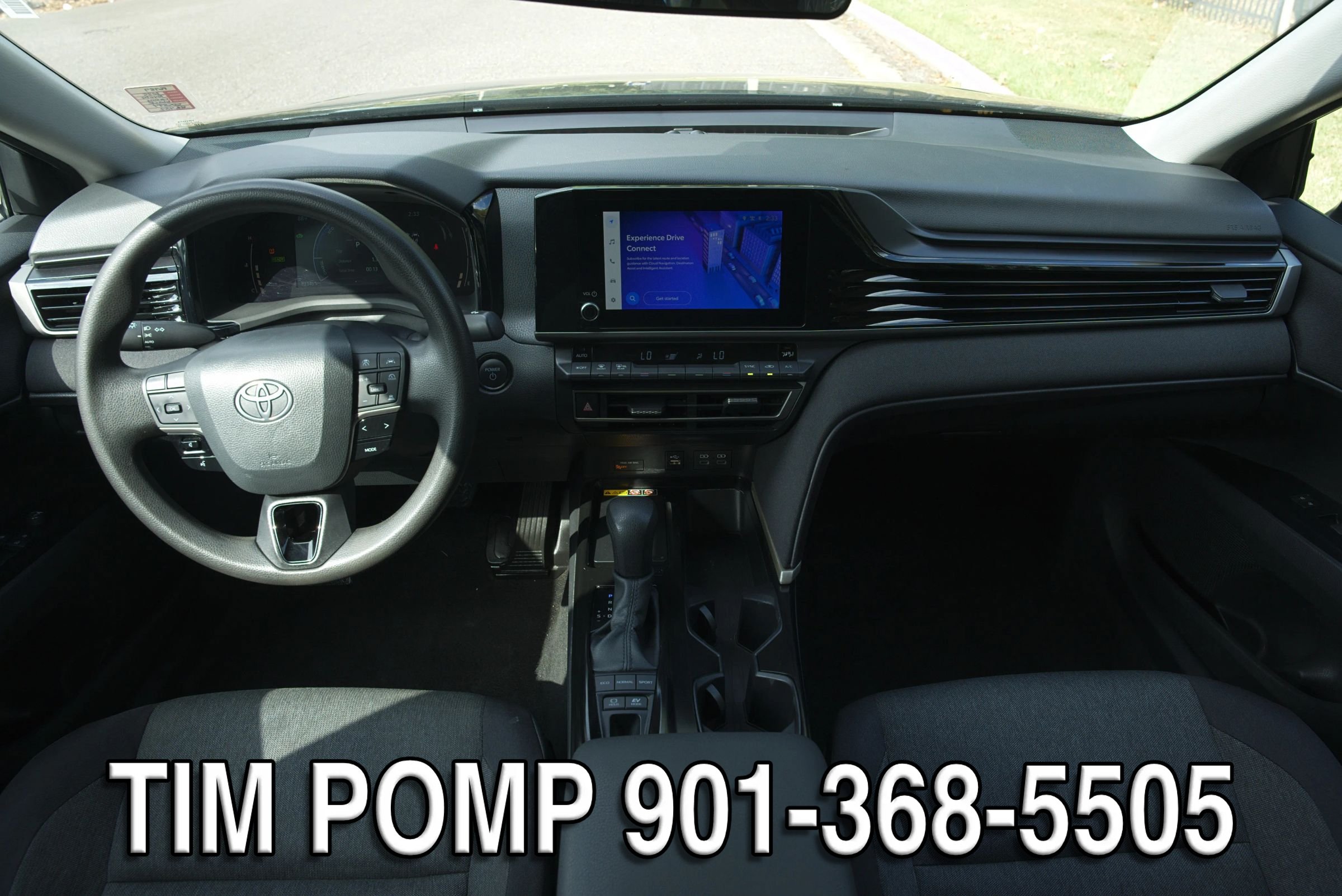 Used 2025 Toyota Camry LE FWD image 19