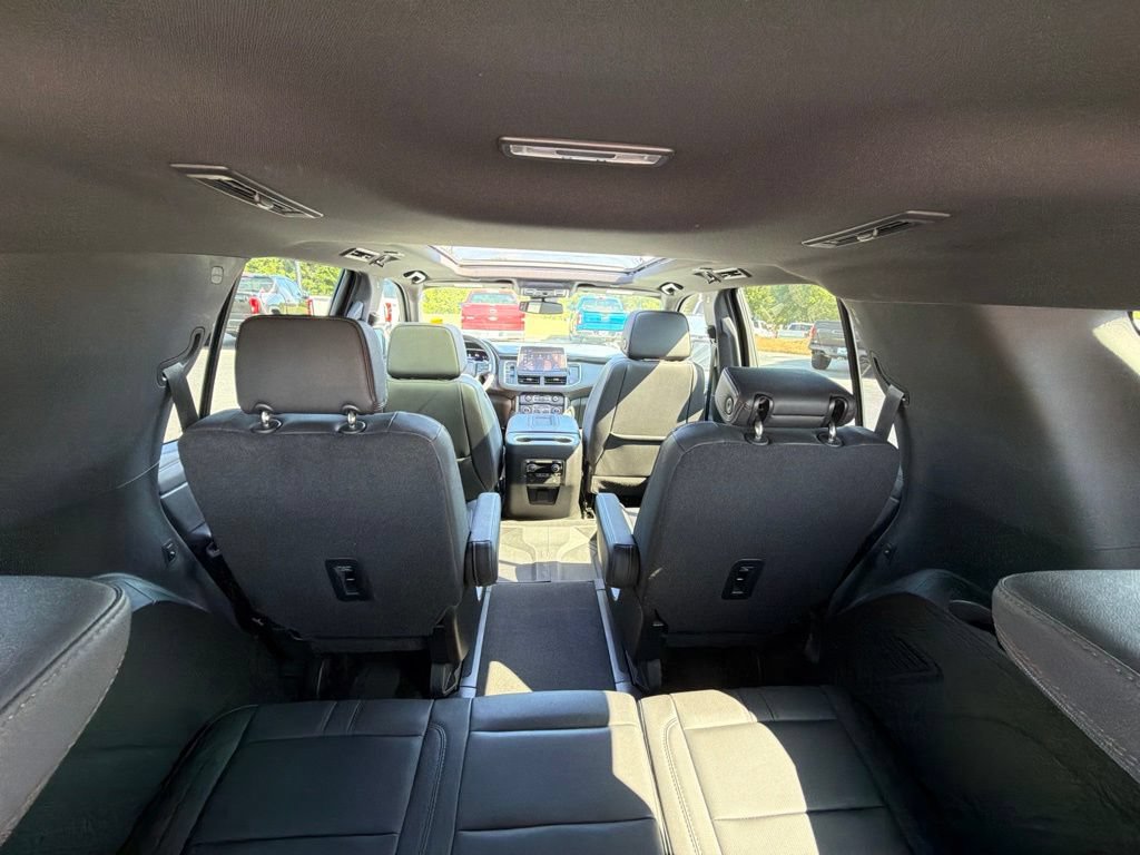 Used 2023 Chevrolet Tahoe RST w/ Luxury Package AWD/4WD image 14