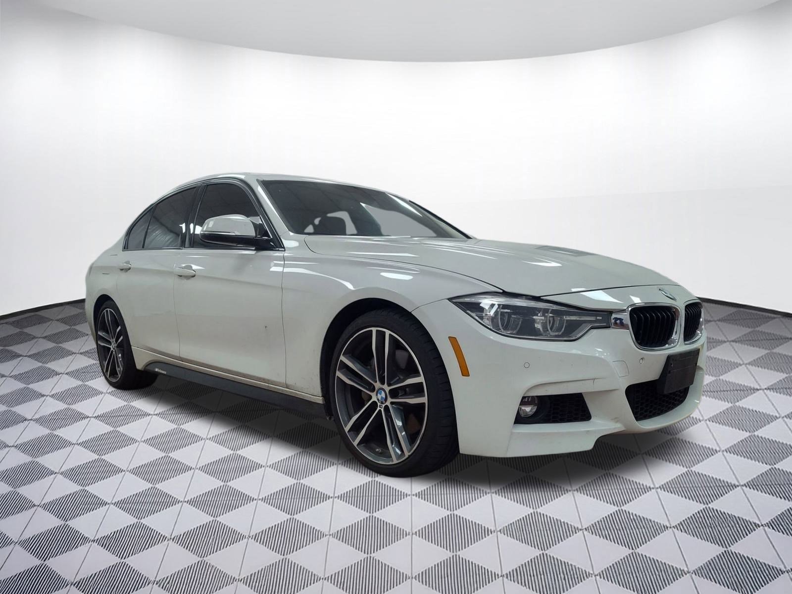 Used 2018 BMW 340i Sedan image 6
