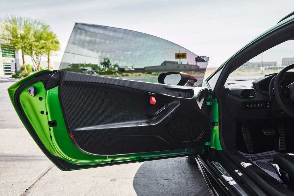 Used 2024 Lamborghini Huracan Sterrato image 30