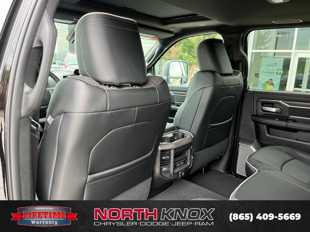 New 2026 RAM 2500 Laramie AWD/4WD image 16