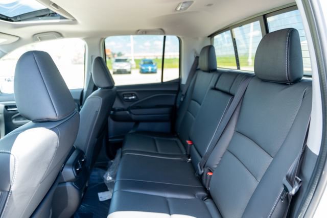 Used 2025 Honda Ridgeline RTL image 12