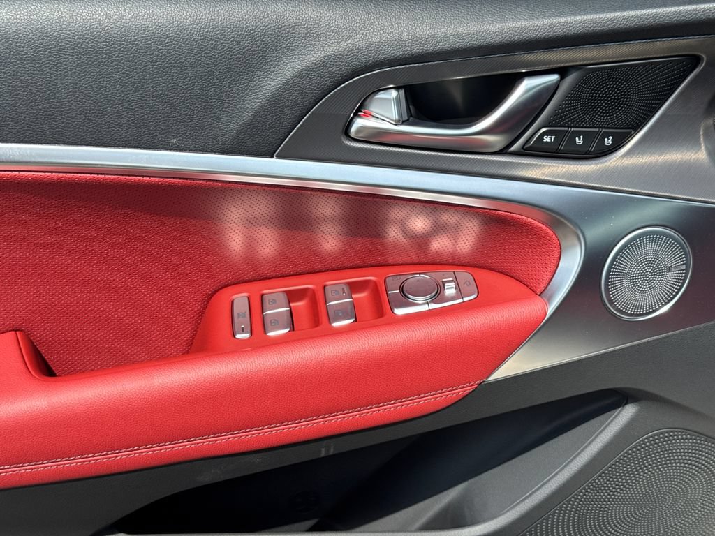 New 2026 Genesis G70 3.3T Sport Prestige RWD image 12