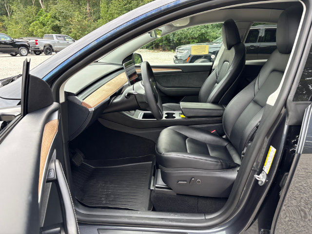 Used 2025 Tesla Model Y Long Range AWD/4WD image 21