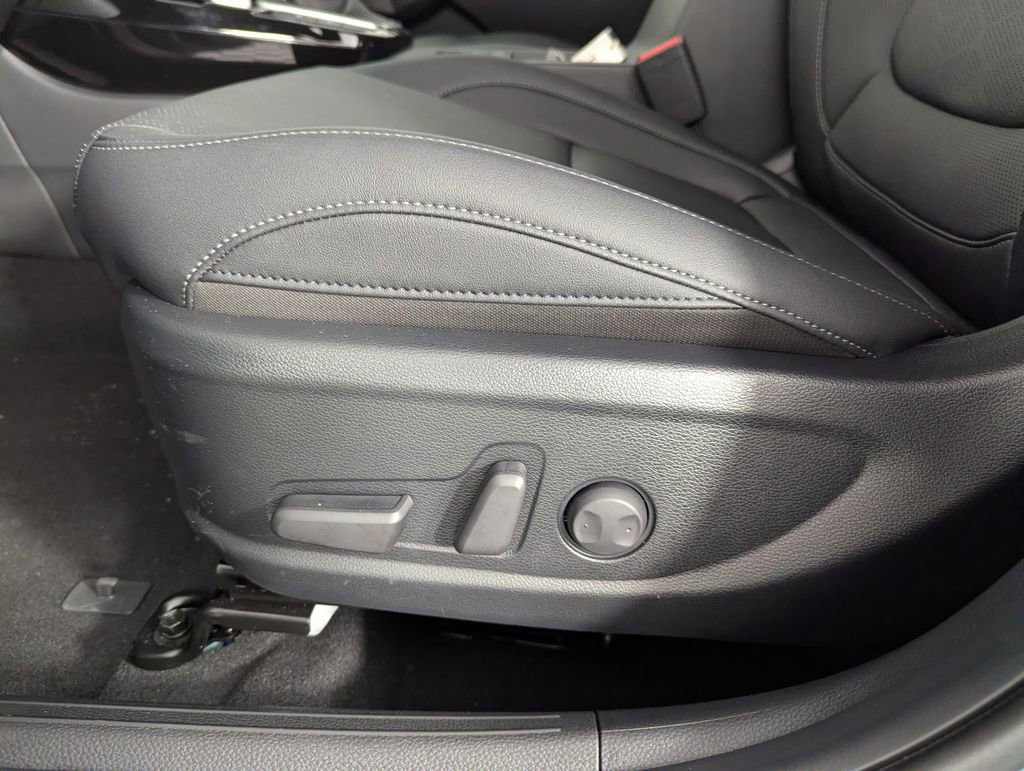 New 2026 Kia Seltos SX image 13