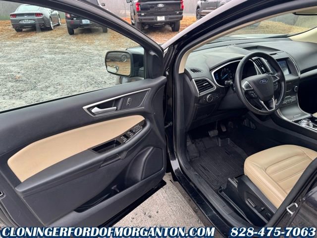 Used 2020 Ford Edge SEL w/ Convenience Package image 17