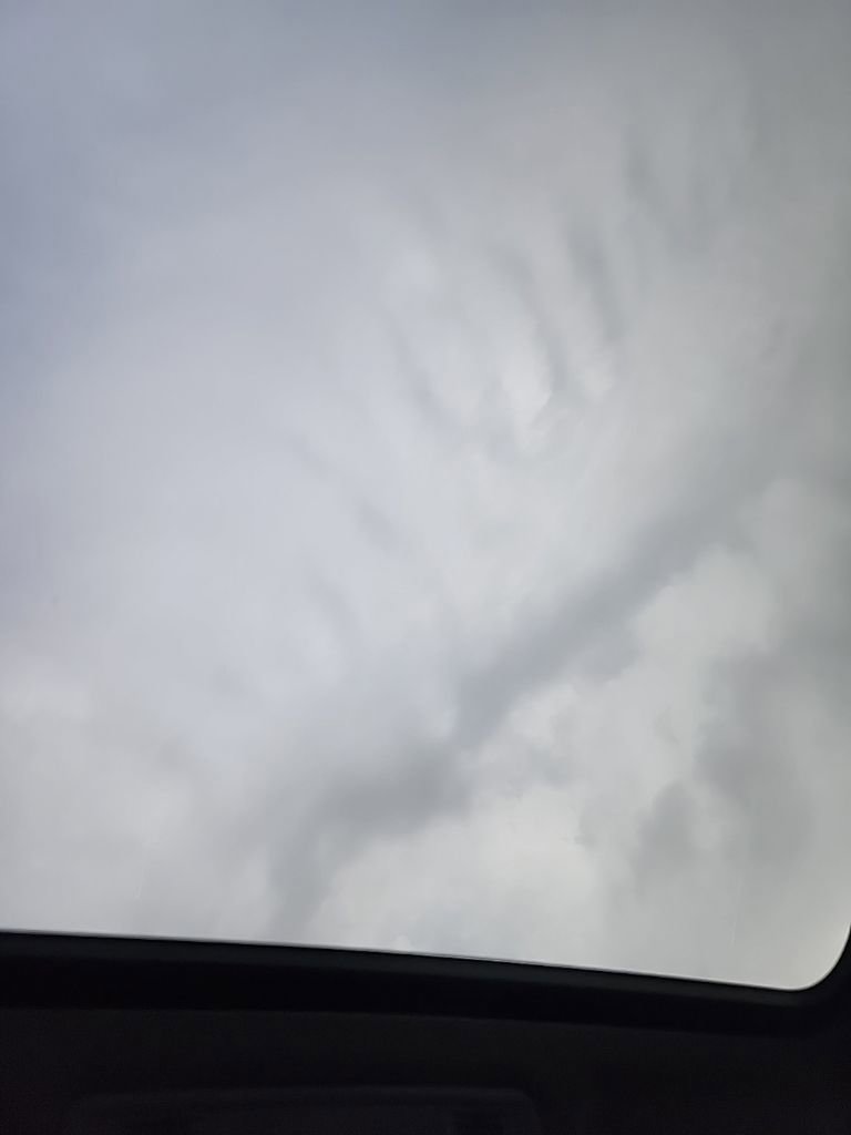 Used 2024 Volkswagen Tiguan SEL R-Line AWD/4WD image 9