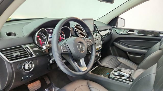 Used 2017 Mercedes-Benz GLS 450 4MATIC image 19